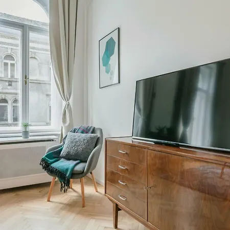 Park Rest With Air Condition Apartament