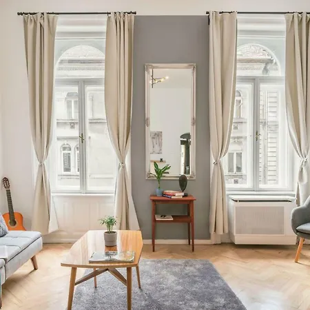 Park Rest With Air Condition Apartament